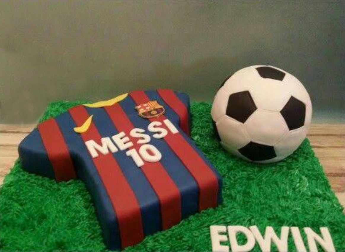 Best Cake For Football Lover Available In Your Town