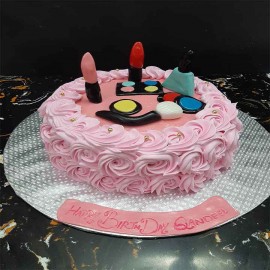 Beauty Makeup Cake