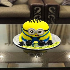 3d minion cake prices in Lahore