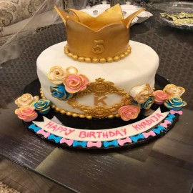 amazing design crown cake