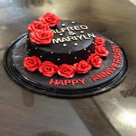 black fondant cake designs