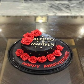 Black fondant cake in Lahore