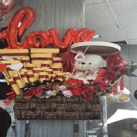 Teddy bear flower gift